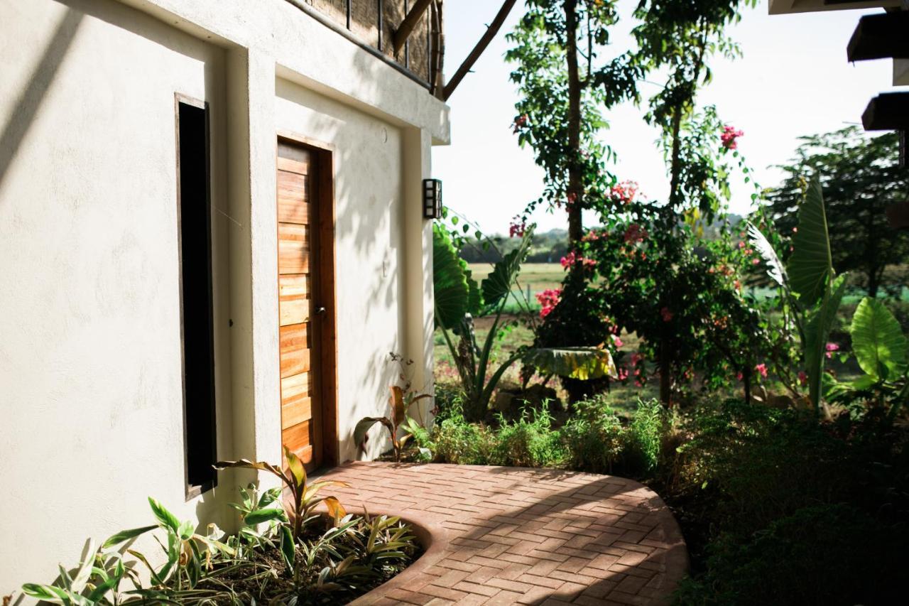 Fox & The Firefly Cottages Loboc Exterior photo